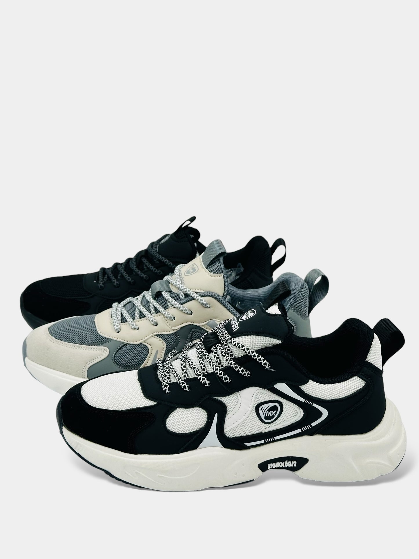 DEPORTIVO HOMBRE COLOR NEGRO, BEIGE Y BLANCO