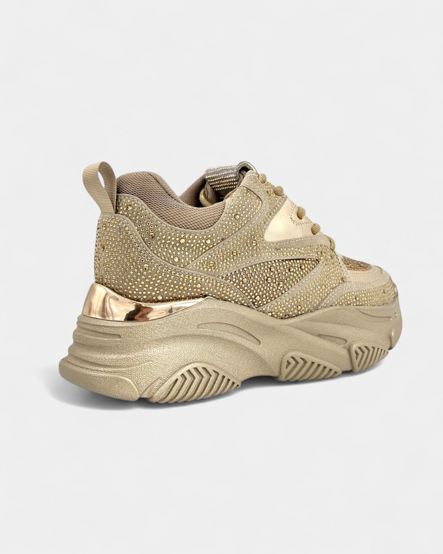 DEPORTIVO SUELA ALTA DAMA CON PEDRERÍA COLOR CAFÉ CLARO