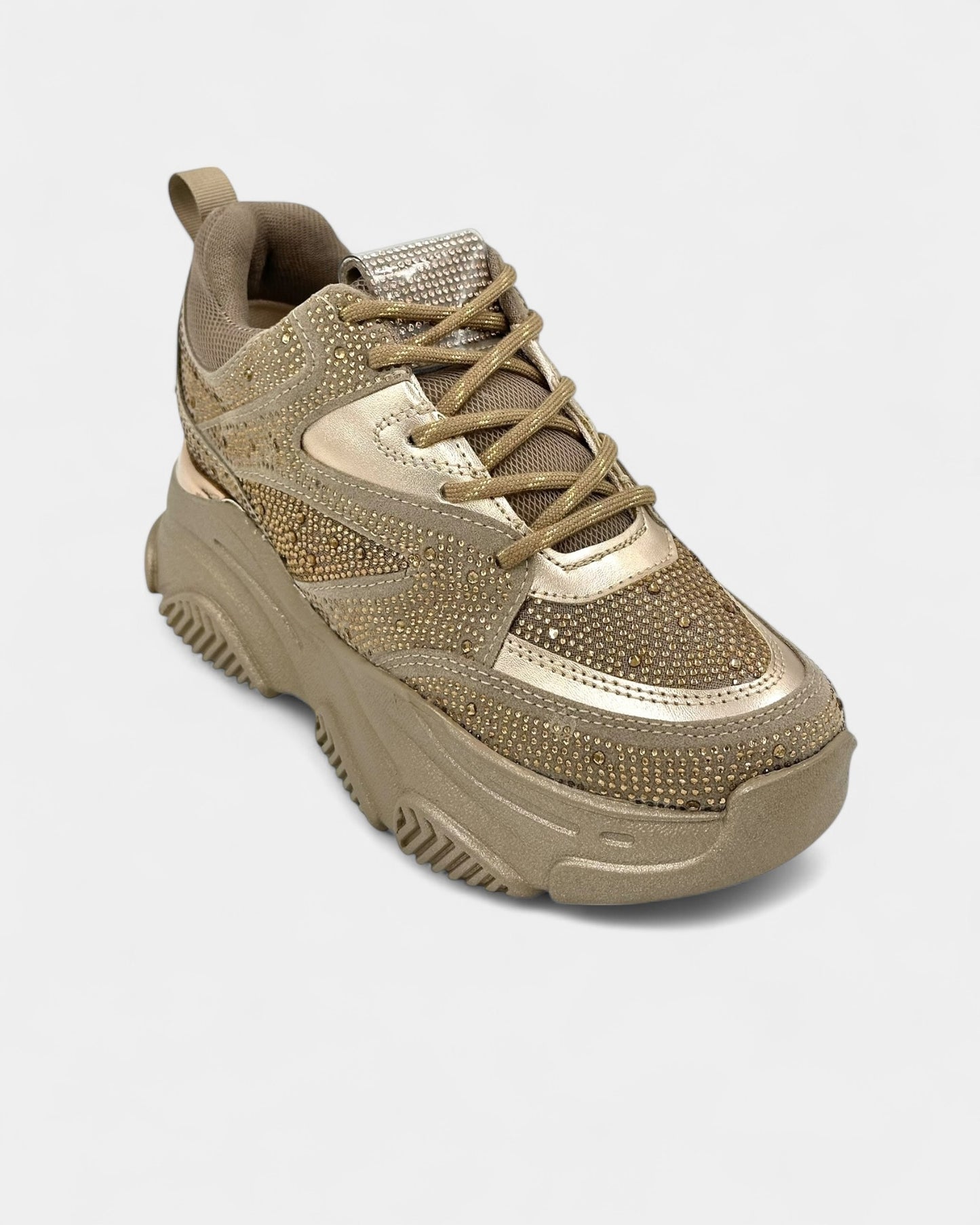 DEPORTIVO SUELA ALTA DAMA CON PEDRERÍA COLOR CAFÉ CLARO