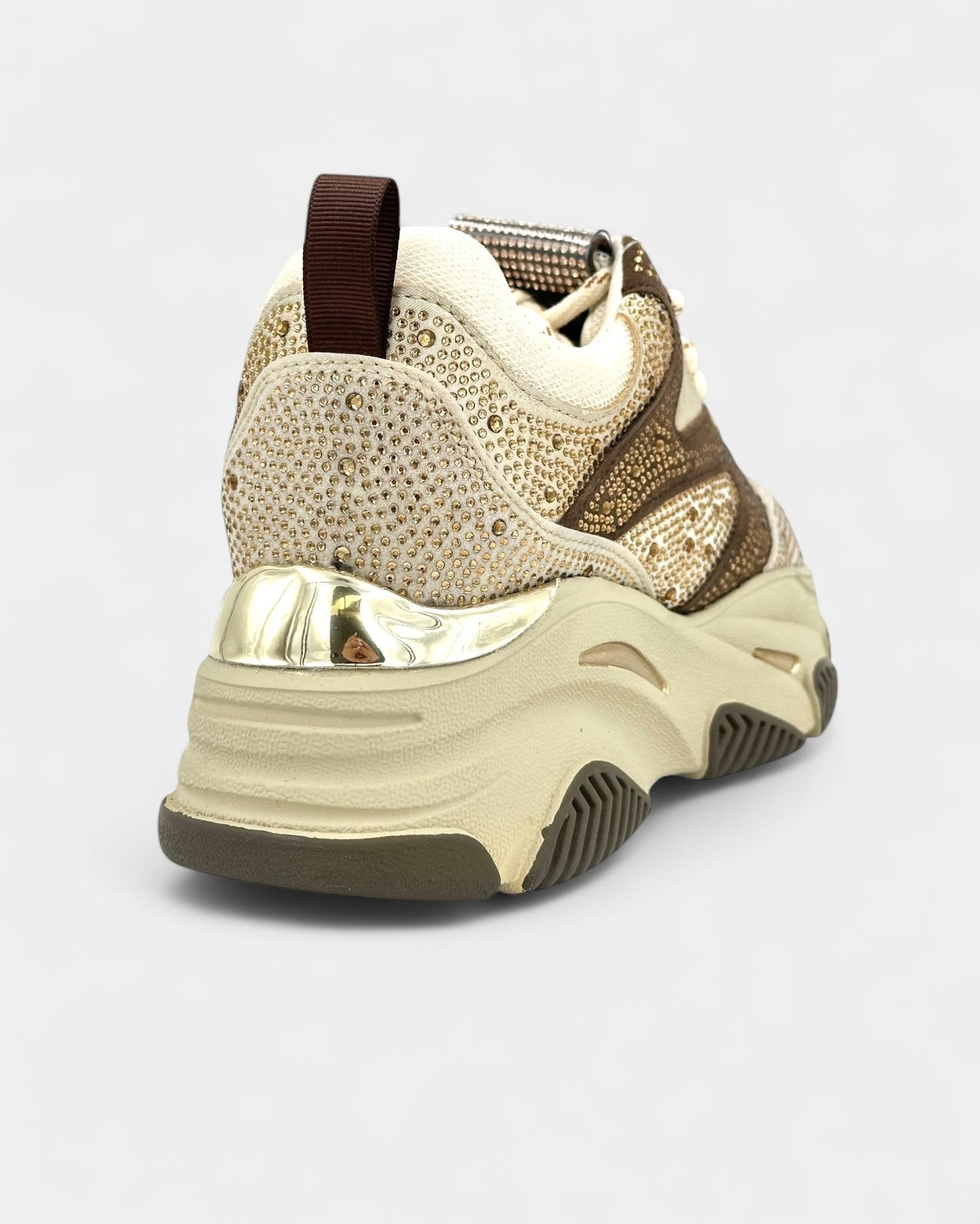 DEPORTIVO SUELA ALTA DAMA CON PEDRERÍA COLOR CAFÉ OSCURO Y CAFÉ CLARO