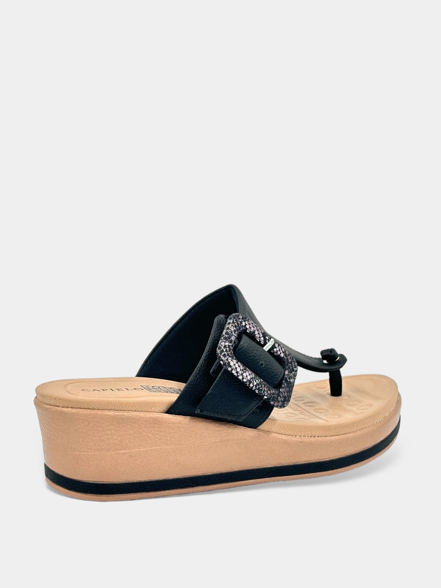 SANDALIA CONFORT COLOR NEGRO CON HEBILLA