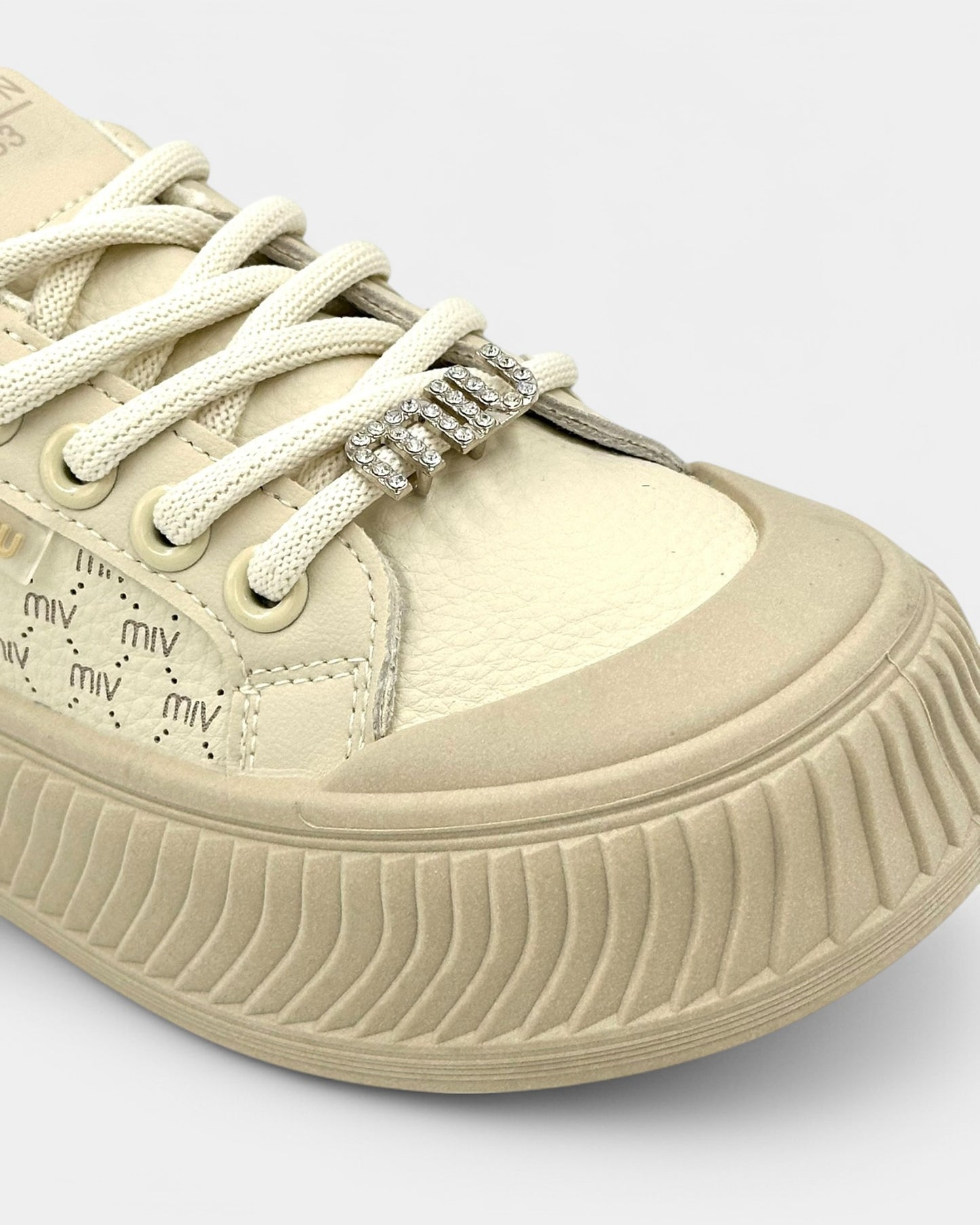 DEPORTIVO SUELA BAJA