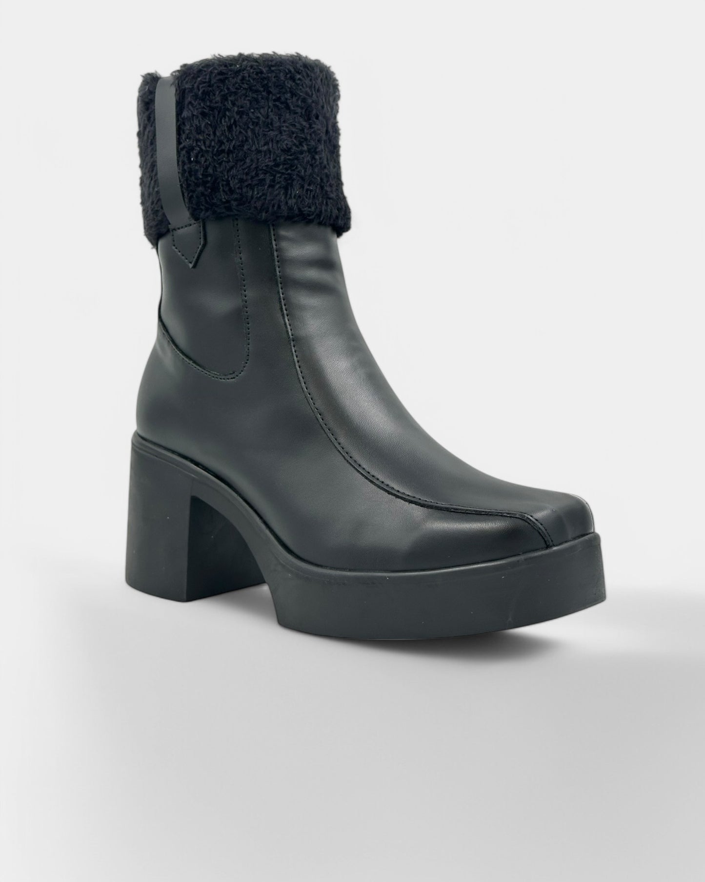 BOTA CAÑA MEDIA DAMA COLOR  NEGRO