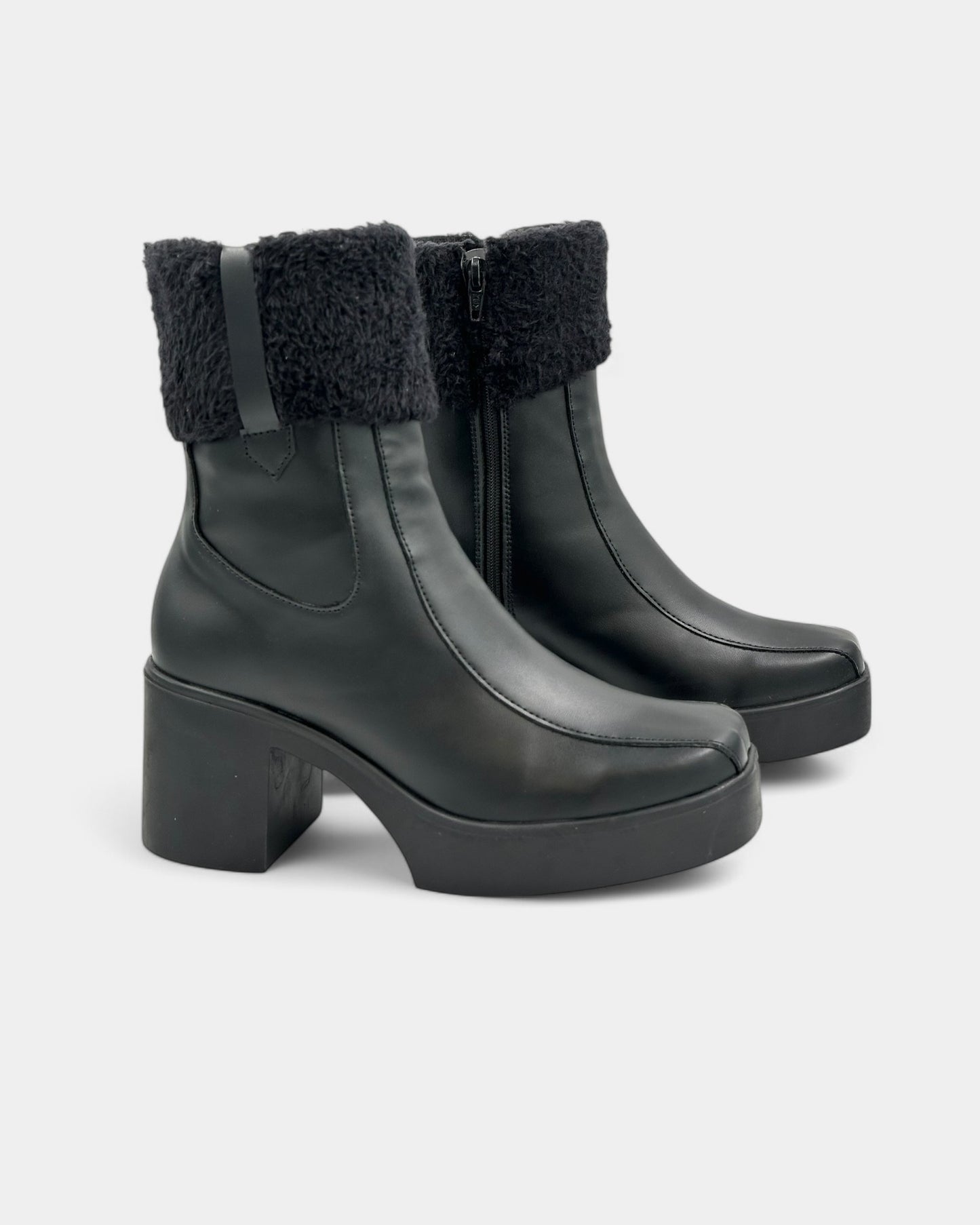 BOTA CAÑA MEDIA DAMA COLOR  NEGRO